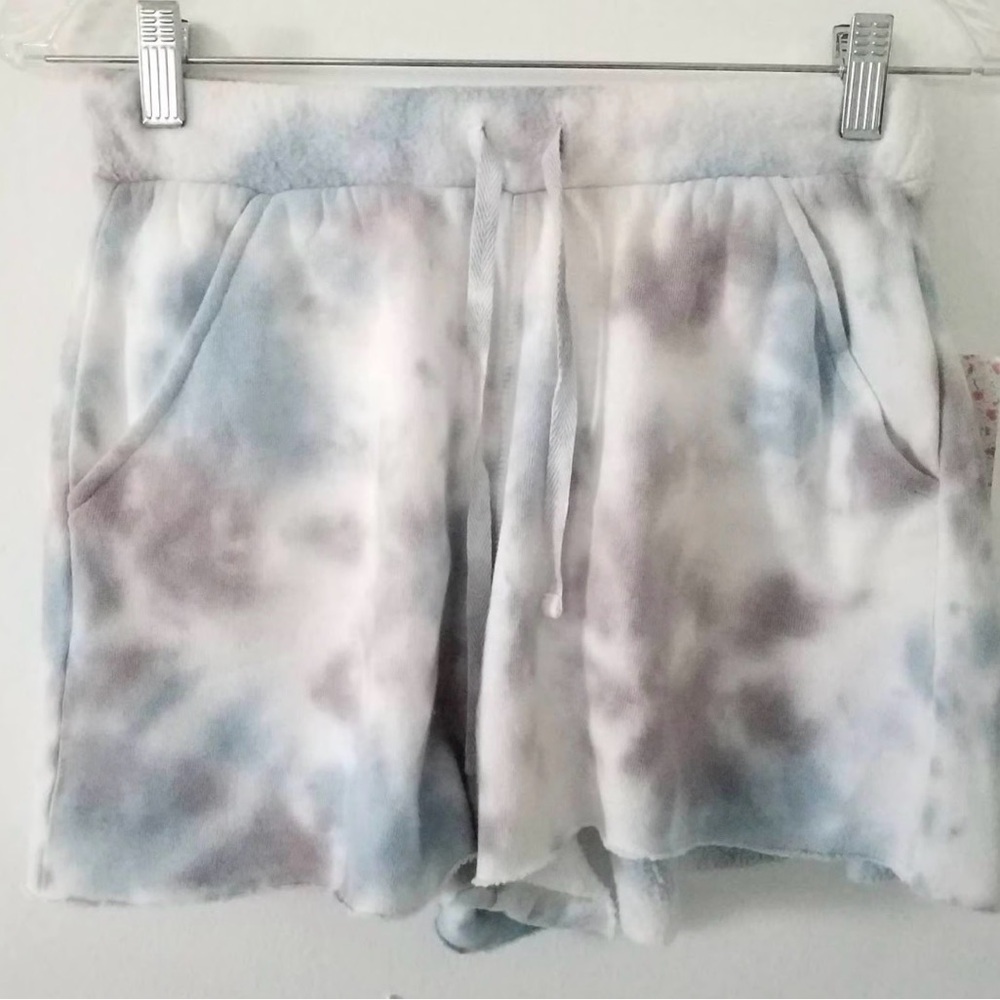 NWOT Free People Tie-Dye Fleece Shorts